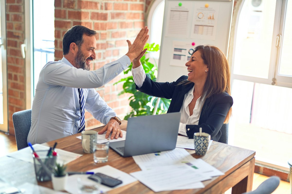An advisor meeting with a client